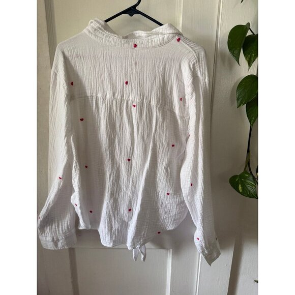 BeachLunchLounge women’s size large white long sleeve top with hearts - Picture 7 of 8